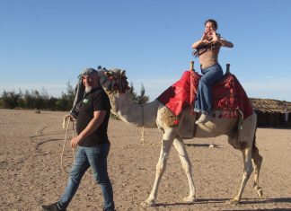 Pustinjski blues: Bljedoliki beduin, ljepotica i blesava deva